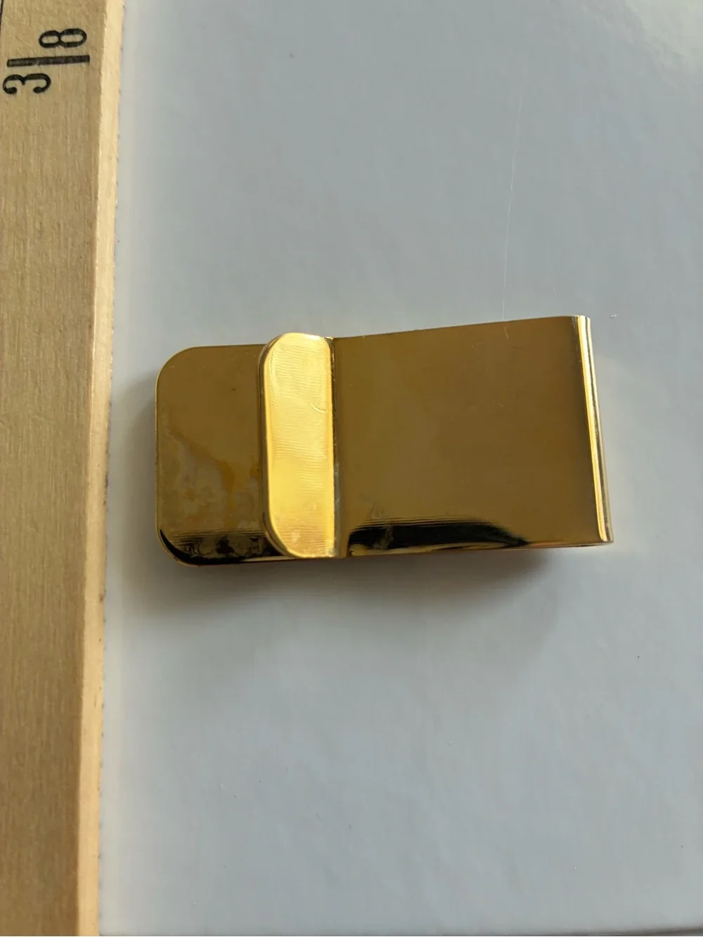 Vintage Gold Money Clip with Runner Emblem - Unbranded
